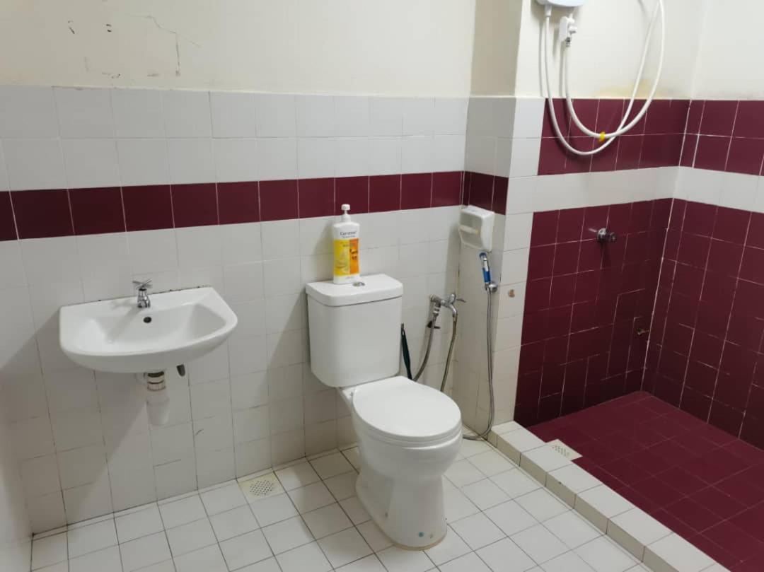 7 Sea Pd Marina Apartment Port Dickson Ngoại thất bức ảnh
